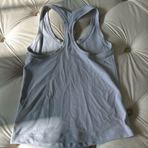 Like new Lululemon tank
